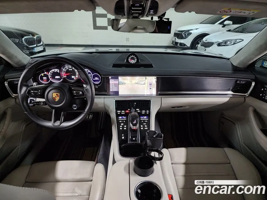 Porsche Panamera 2021 из KR, фото 2