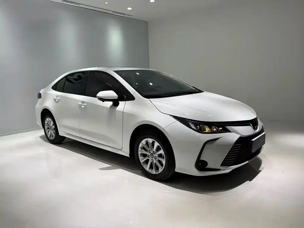 Toyota Corolla 2022 из CN, фото 3
