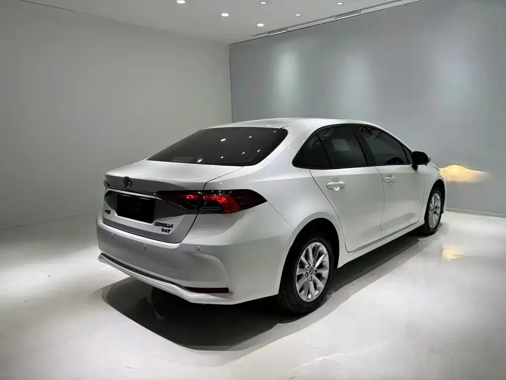 Toyota Corolla 2022 из CN, фото 2
