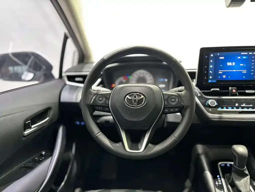 Toyota Corolla 2022 из CN, фото 10