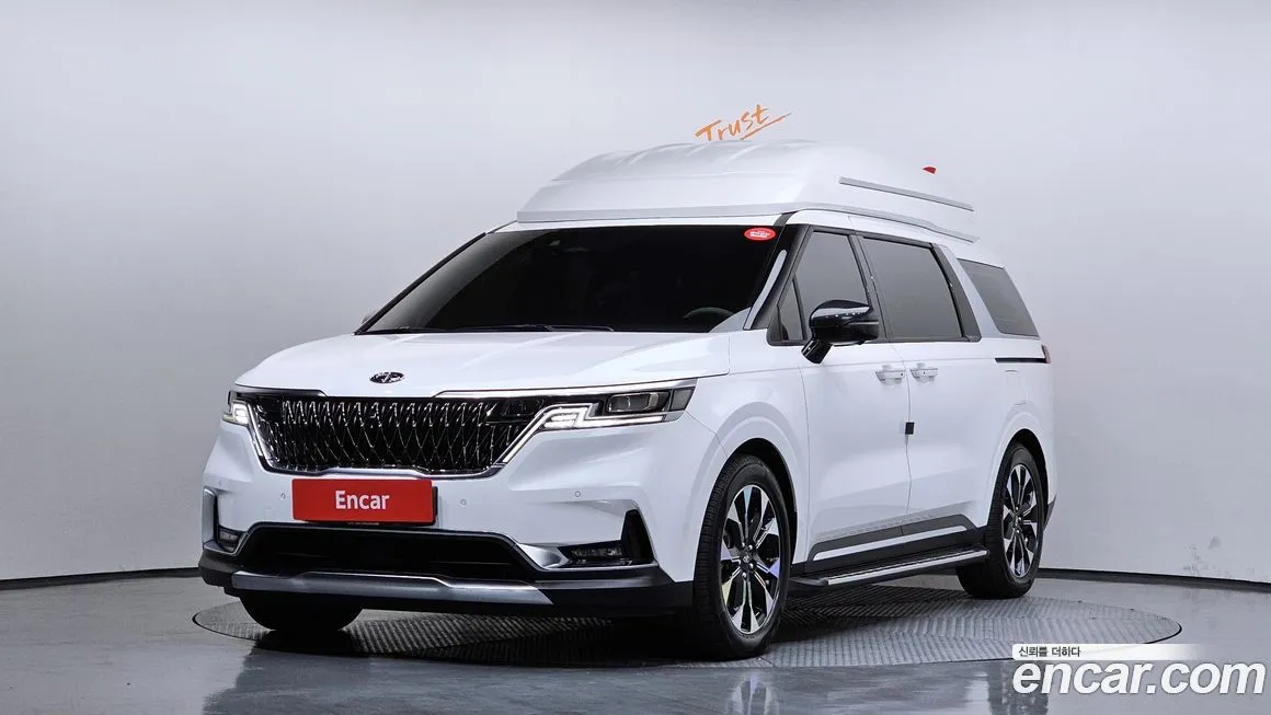 Kia Carnival — фото 1