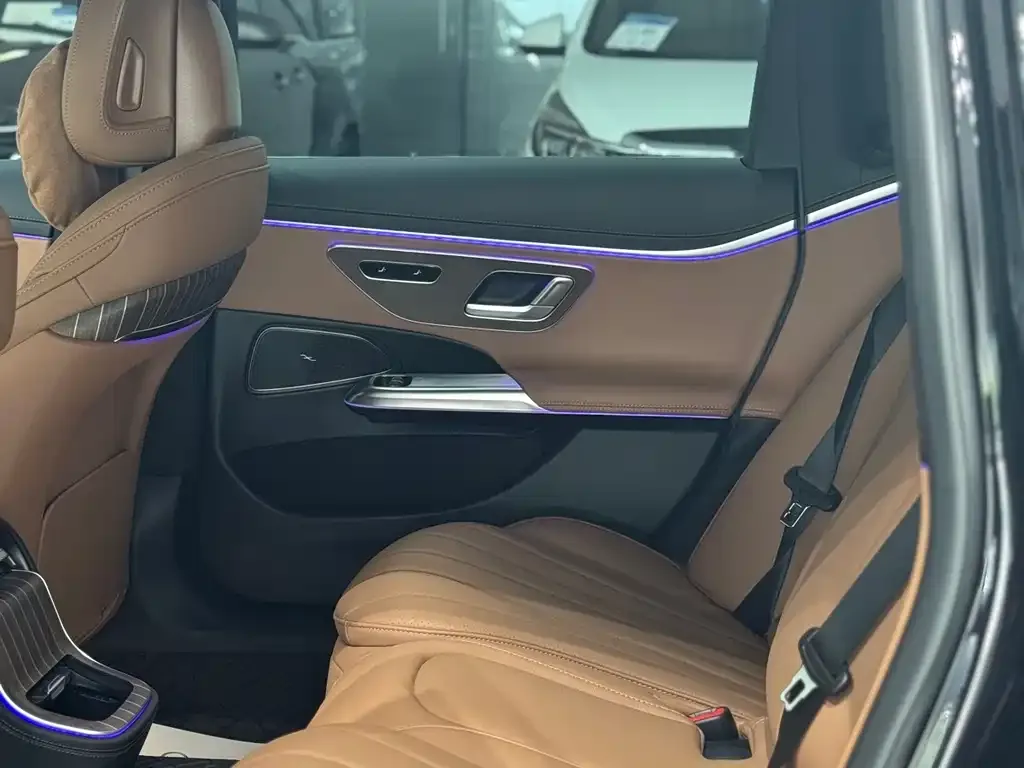 Mercedes-Benz E-Class 2025 из CN, фото 9