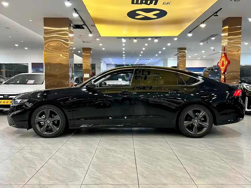 Honda Inspire 2025 из CN, фото 2