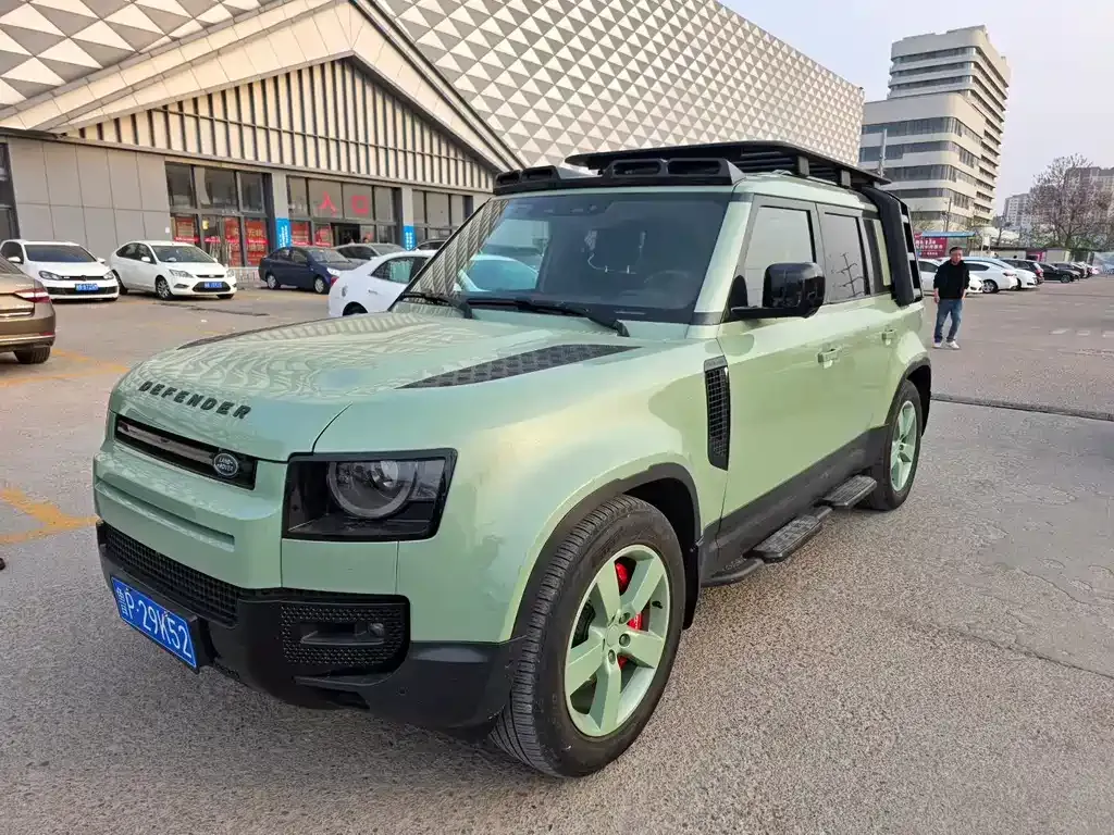 Land Rover Defender 2023 из CN, фото 1