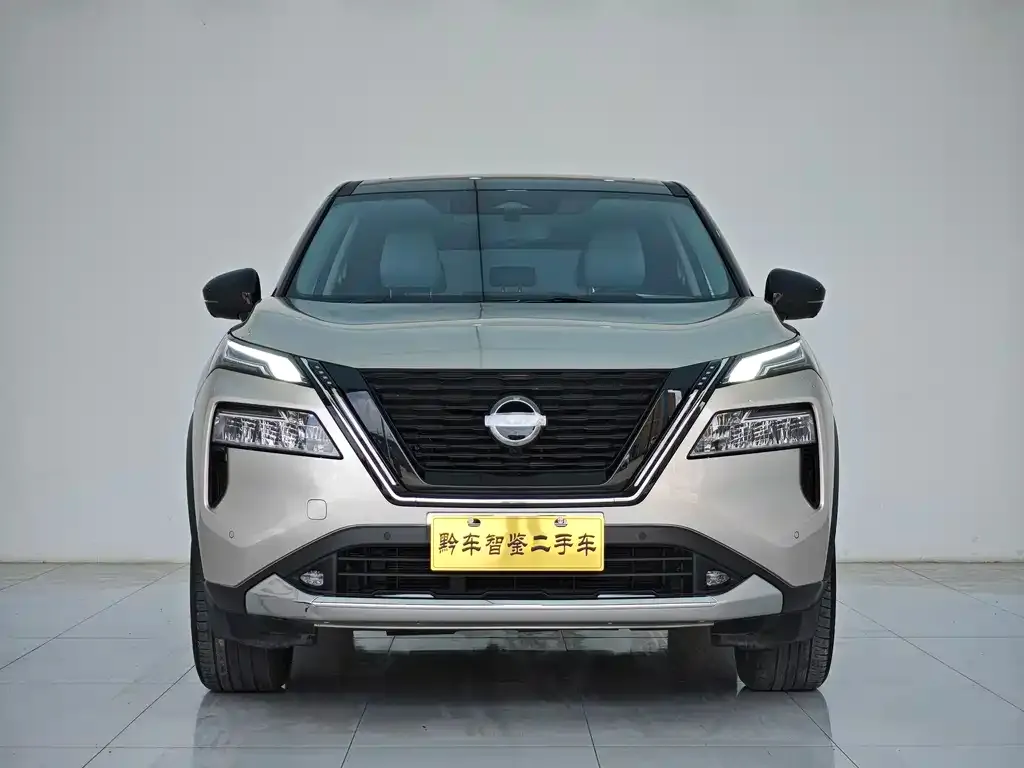 Nissan X-Trail — фото 2