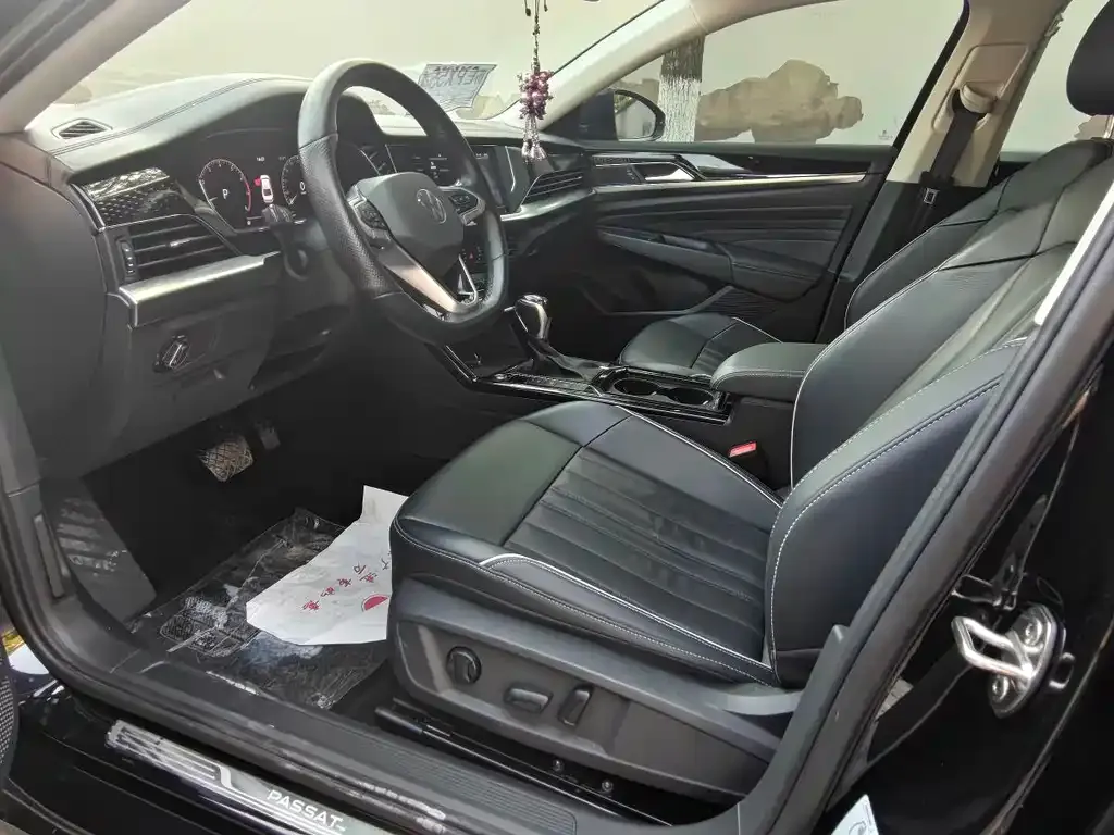 Volkswagen Passat — фото 3