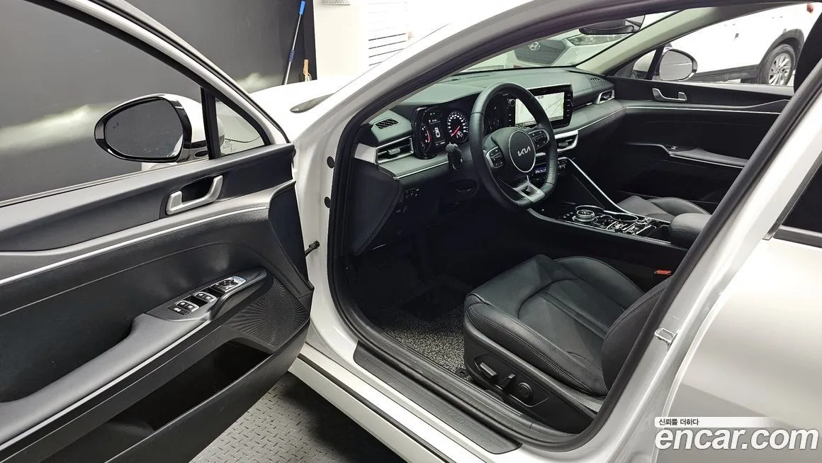 Kia K5 2023 из KR, фото 8