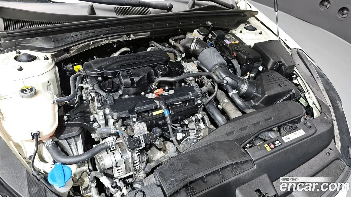 Kia K5 2023 из KR, фото 9