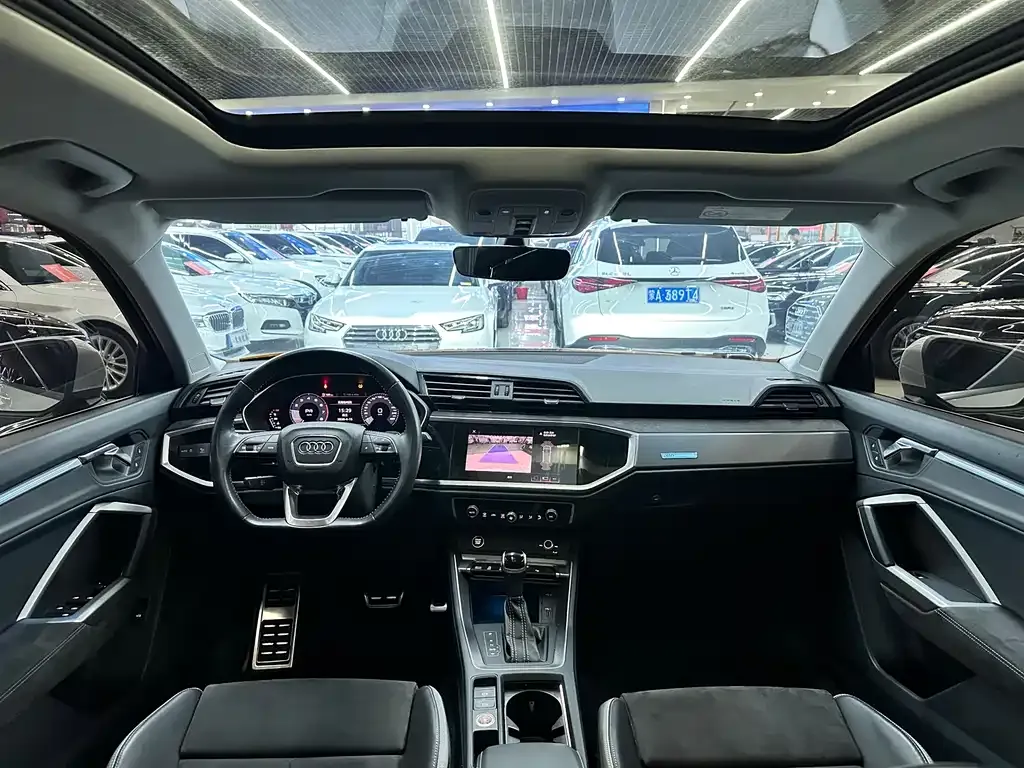Audi Q3 2021 из CN, фото 8