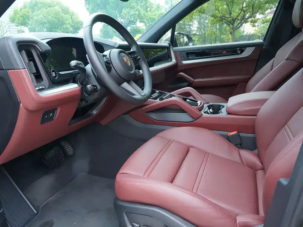 Porsche Cayenne 2025 из CN, фото 9