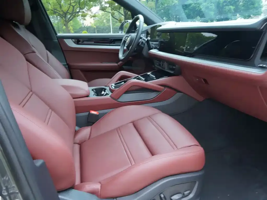 Porsche Cayenne 2025 из CN, фото 7