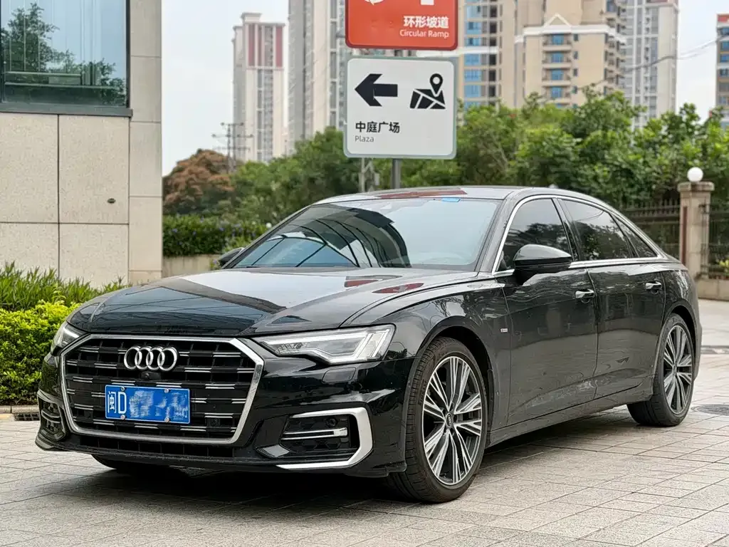 Audi A6L 2023 из CN, фото 1