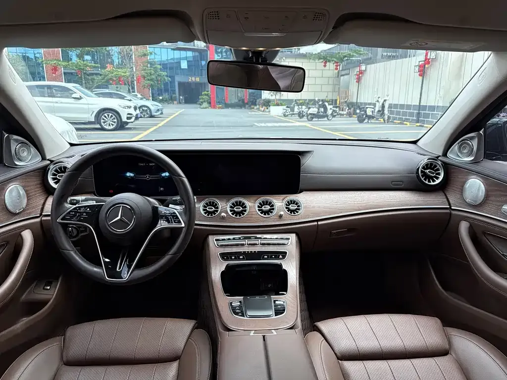 Mercedes-Benz E-Class 2022 из CN, фото 3