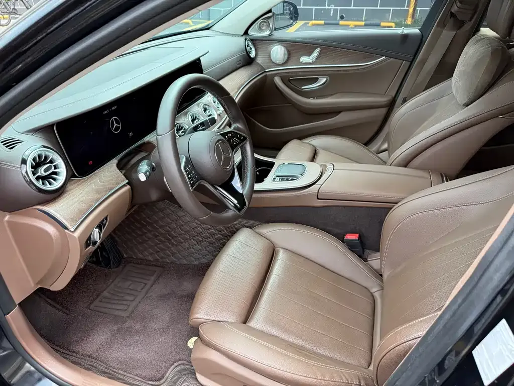 Mercedes-Benz E-Class 2022 из CN, фото 2