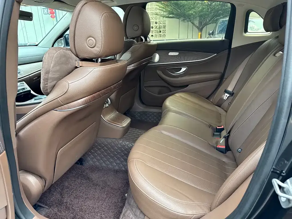 Mercedes-Benz E-Class 2022 из CN, фото 9