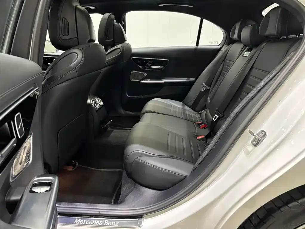 Mercedes-Benz C-Class 2024 из CN, фото 6