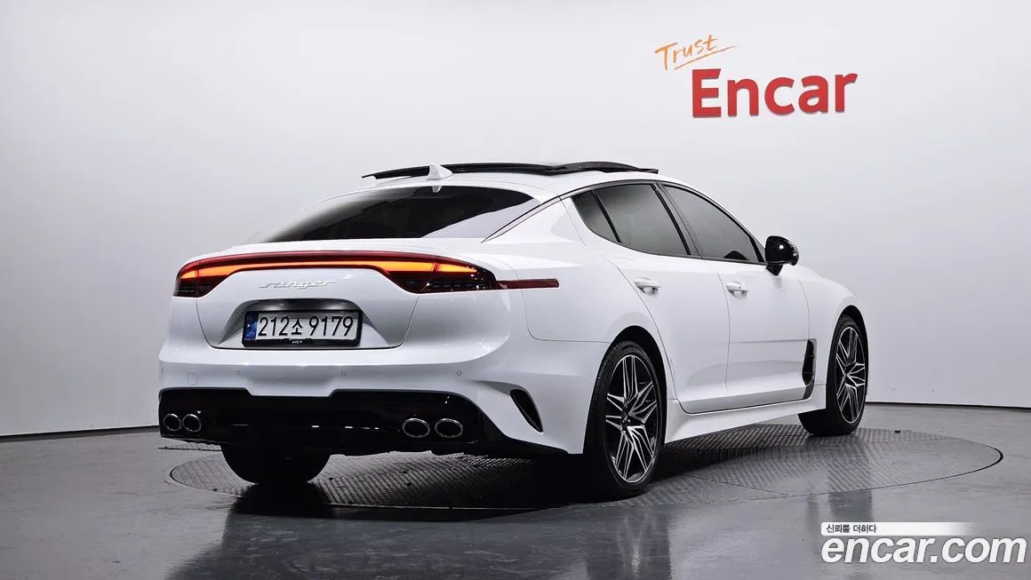 Kia Stinger 2023 из KR, фото 4