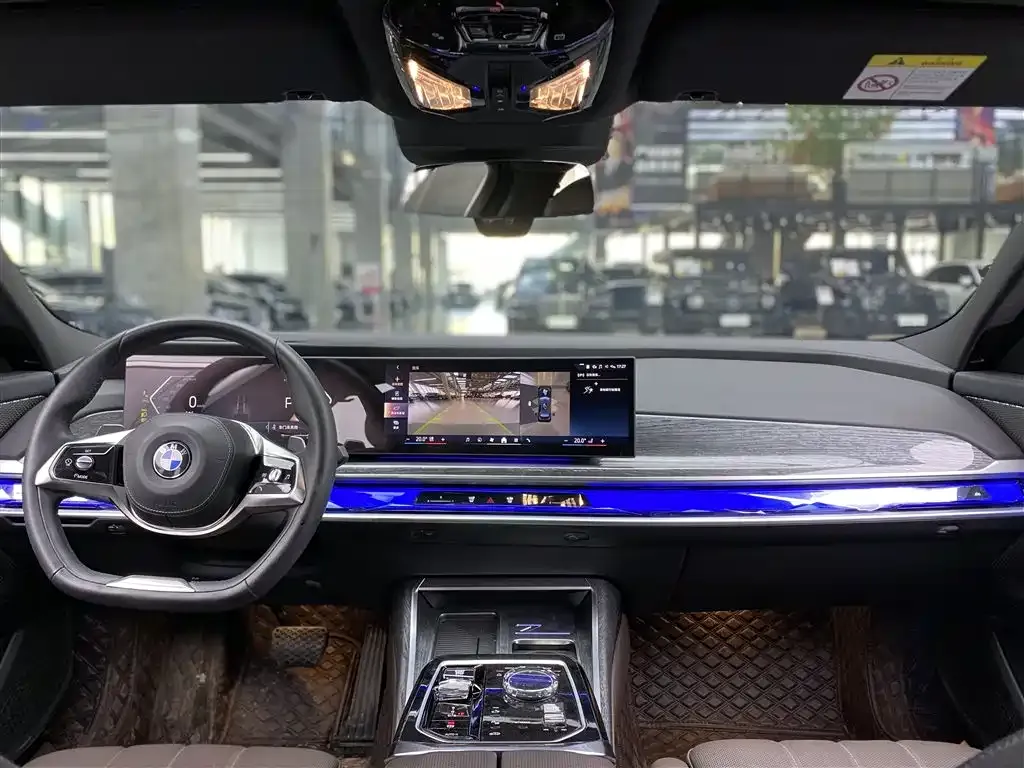 BMW 7 Series 2024 из CN, фото 9