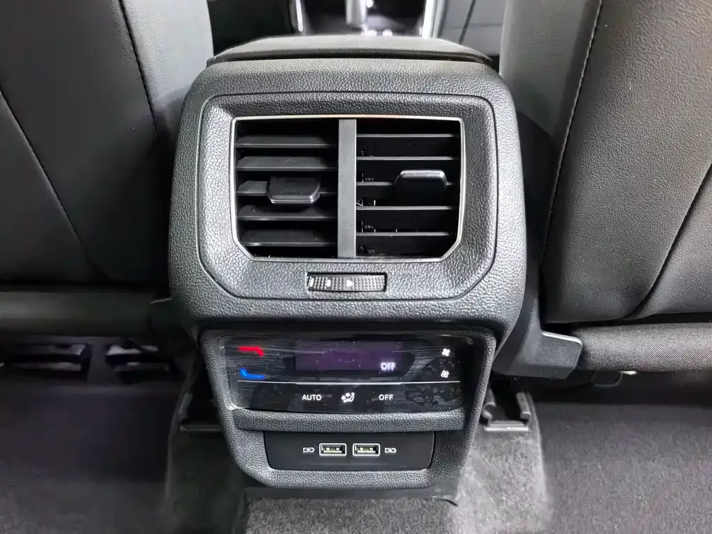 Volkswagen Tayron 2023 из CN, фото 10