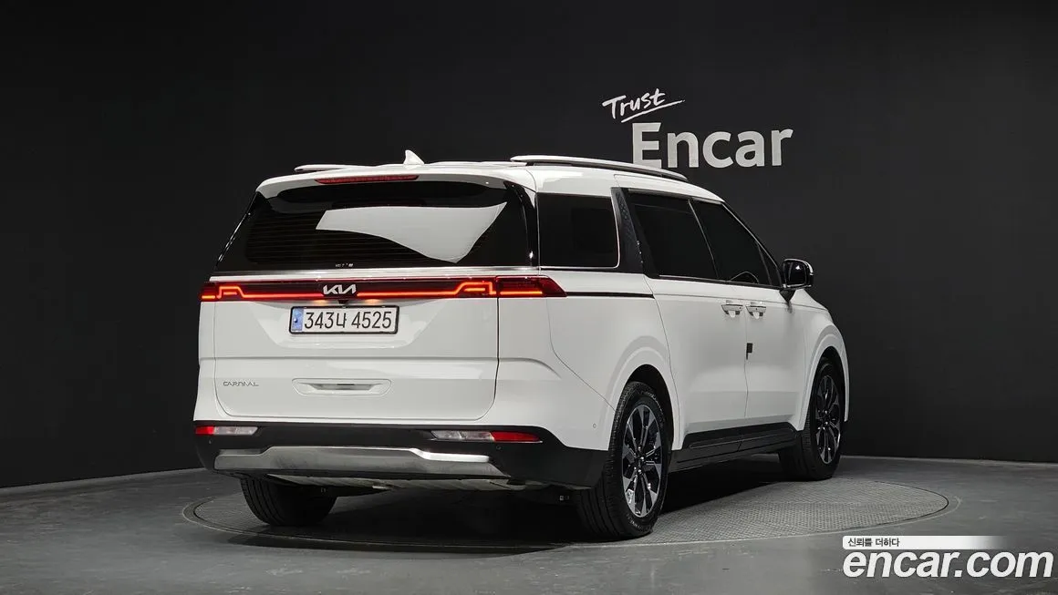 Kia Carnival 2023 из KR, фото 4