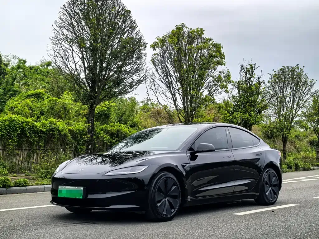 Tesla Model 3 2023 из CN, фото 1