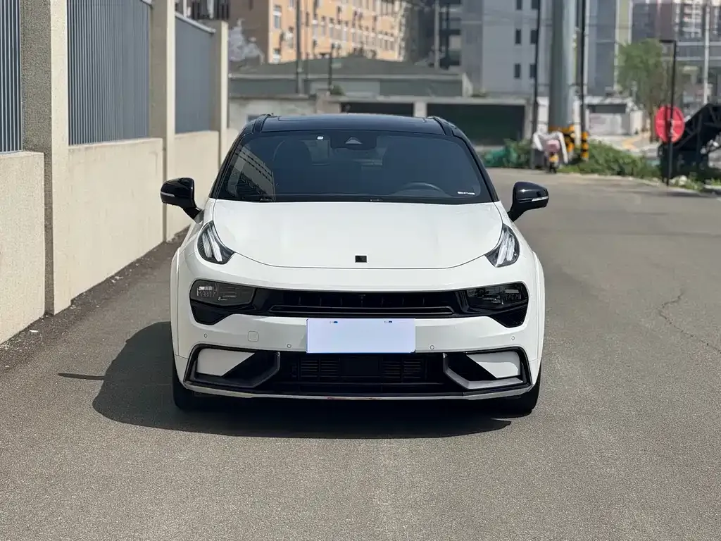 Lynk & Co 02 Hatchback 2023 из CN, фото 7