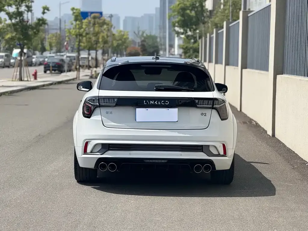 Lynk & Co 02 Hatchback 2023 из CN, фото 5