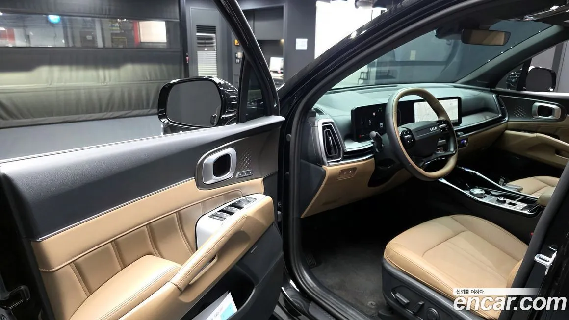 Kia Sorento — фото 10