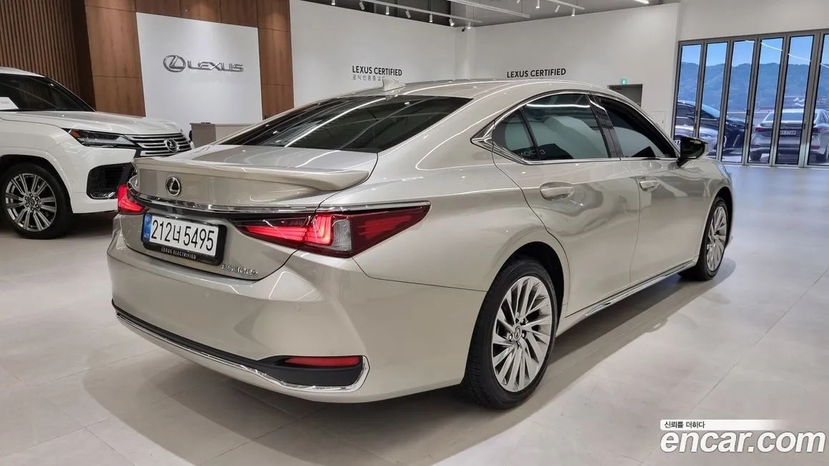 Lexus ES 2026 из KR, фото 9