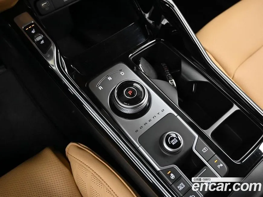 Kia Sorento — фото 6