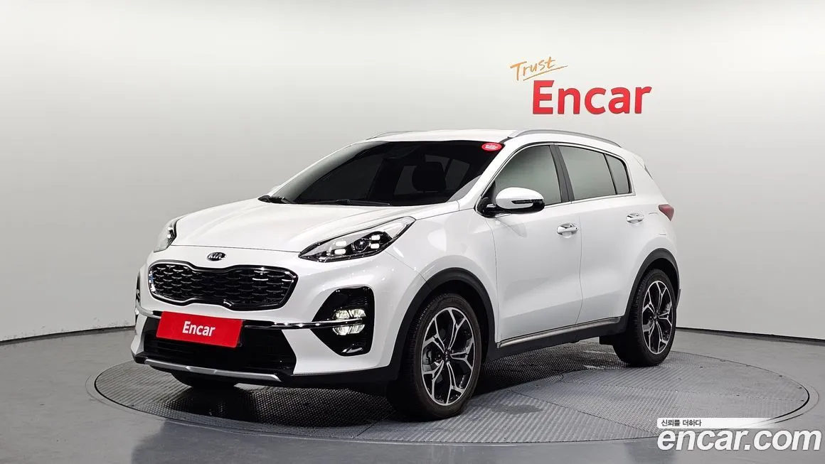 Kia Sportage — фото 1