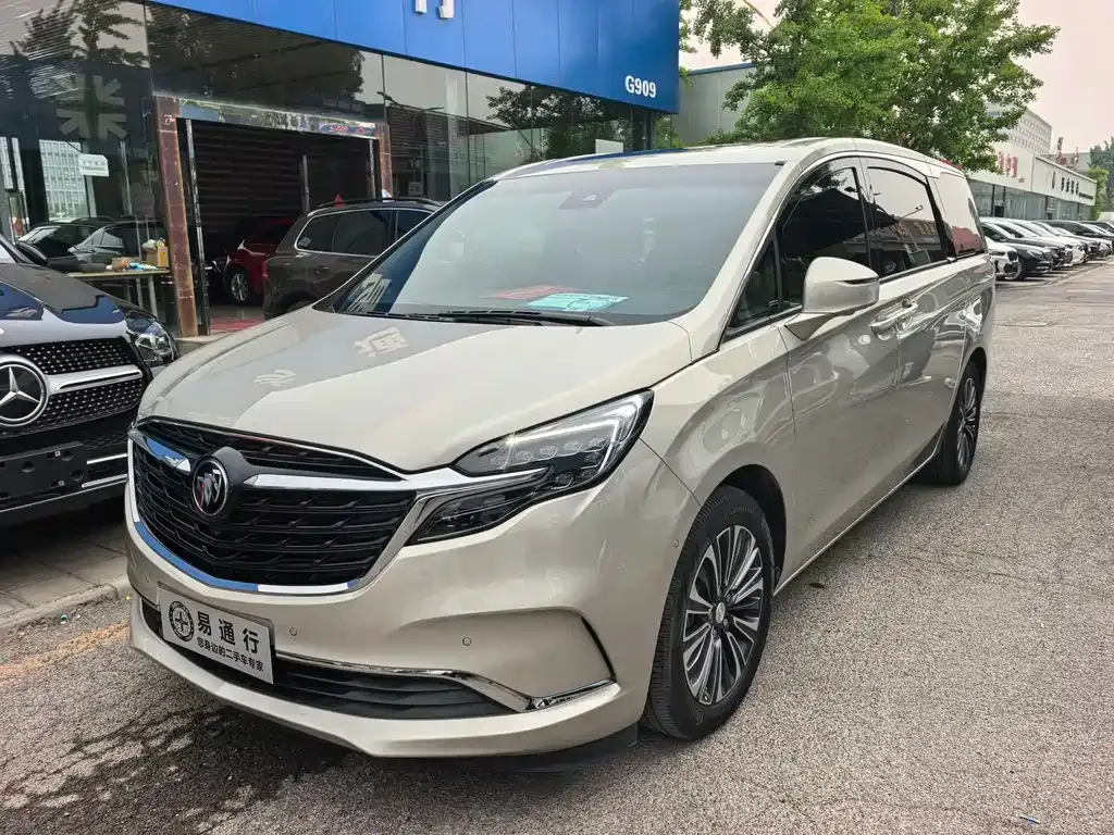 Buick GL8 2021 из CN, фото 1