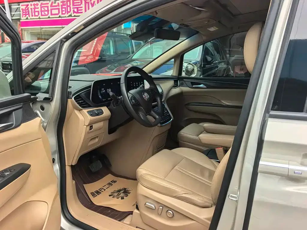 Buick GL8 2021 из CN, фото 8