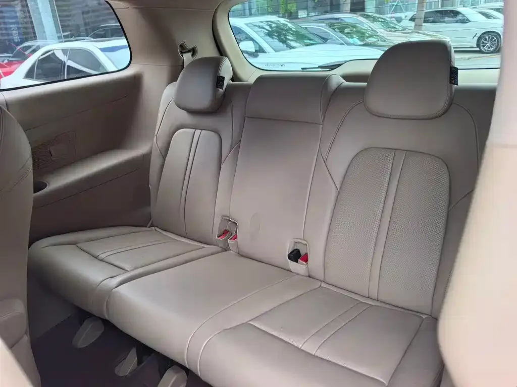 Buick GL8 2021 из CN, фото 3