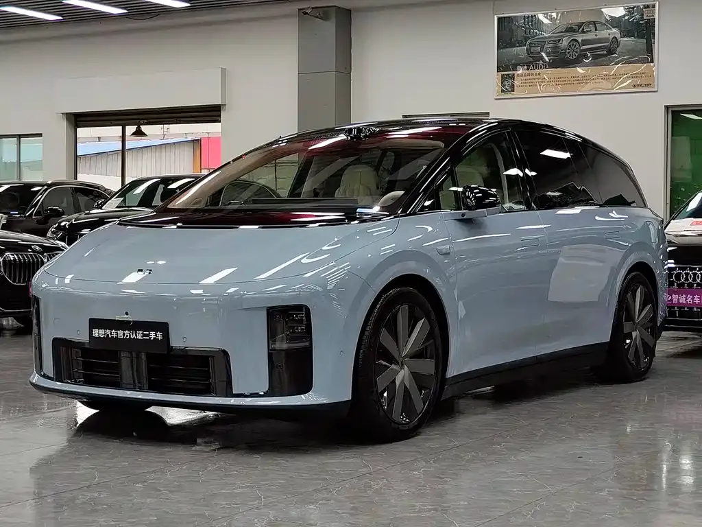 Li Auto i8