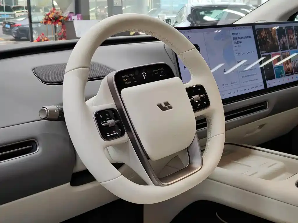 Li Auto i8 2025 из CN, фото 4