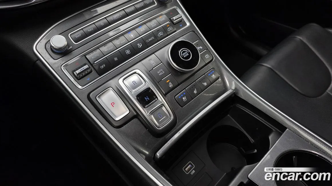 Hyundai Santafe — фото 8
