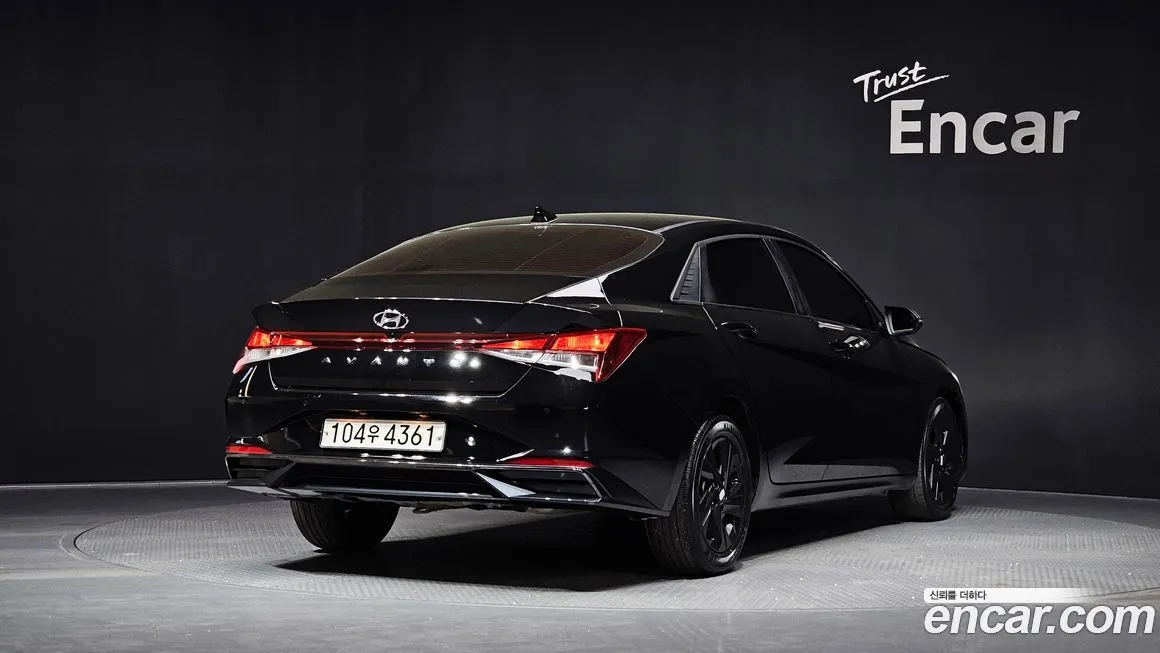 Hyundai AVANTE — фото 2