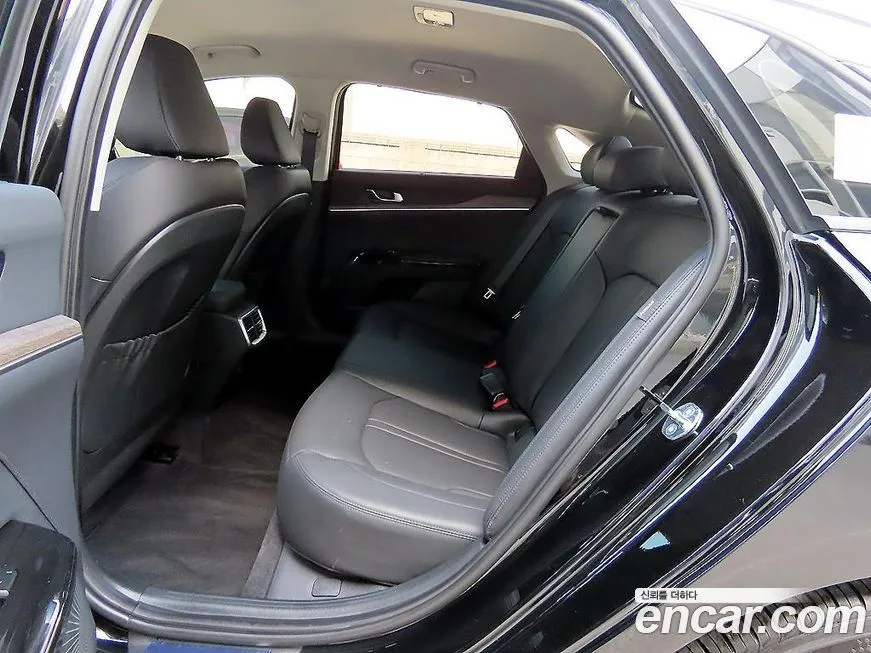 Kia K5 2023 из KR, фото 4