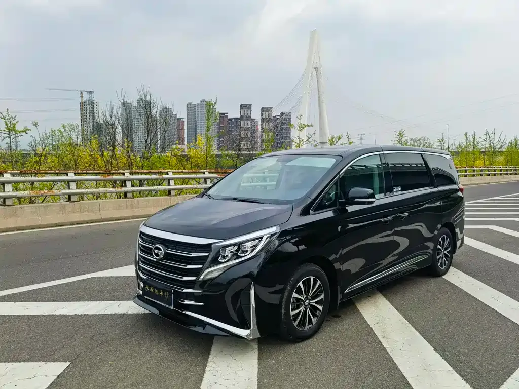 GAC Motor Trumpchi M8 — фото 1