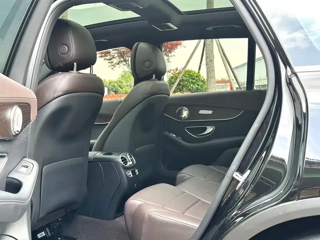 Mercedes-Benz GLC 2021 из CN, фото 2