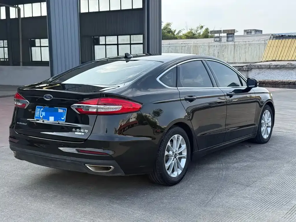 Ford Mondeo 2021 из CN, фото 4