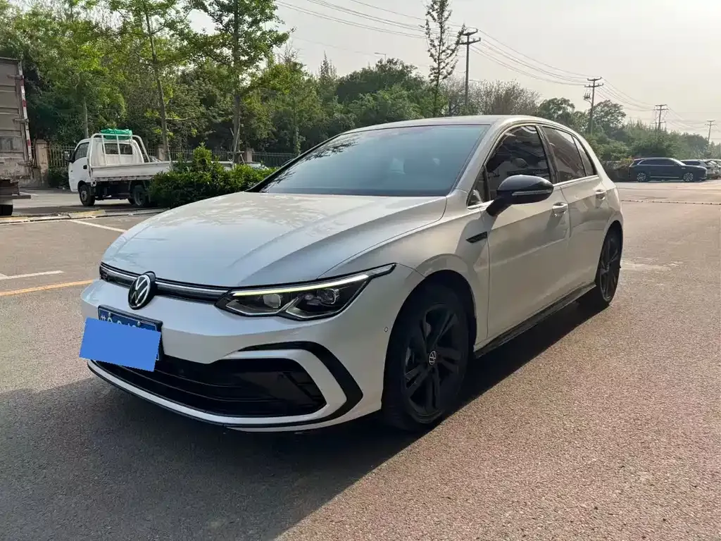 Volkswagen Golf 2022 из CN, фото 1