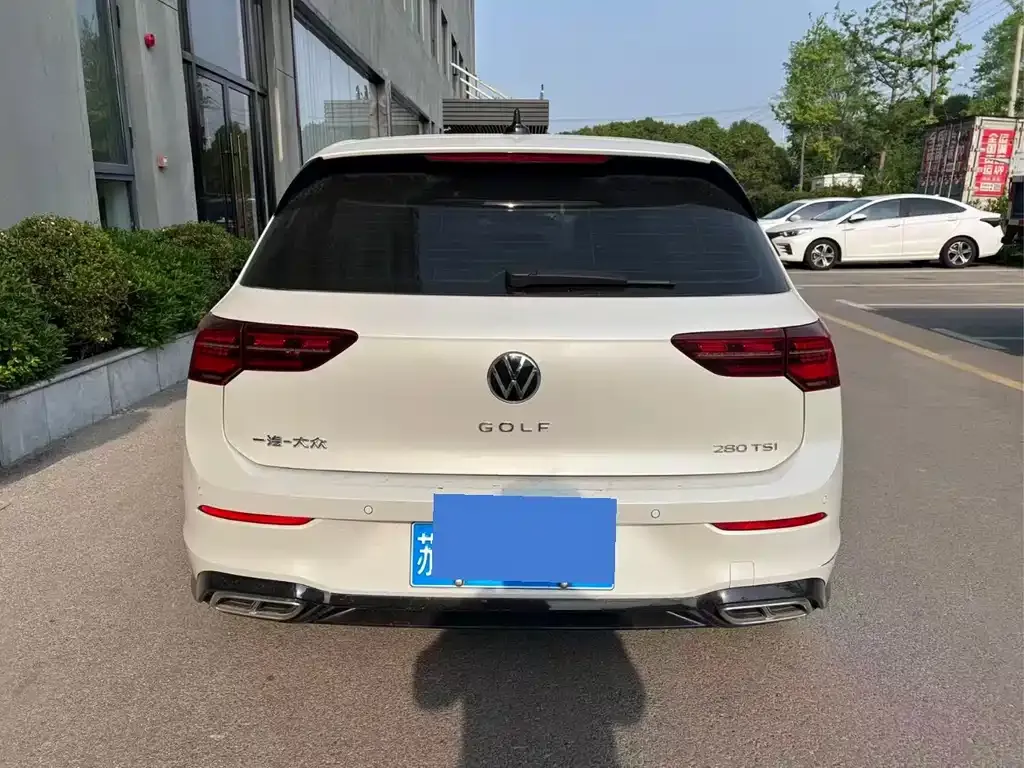 Volkswagen Golf 2022 из CN, фото 9