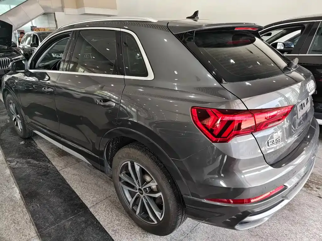 Audi Q3 2022 из CN, фото 3