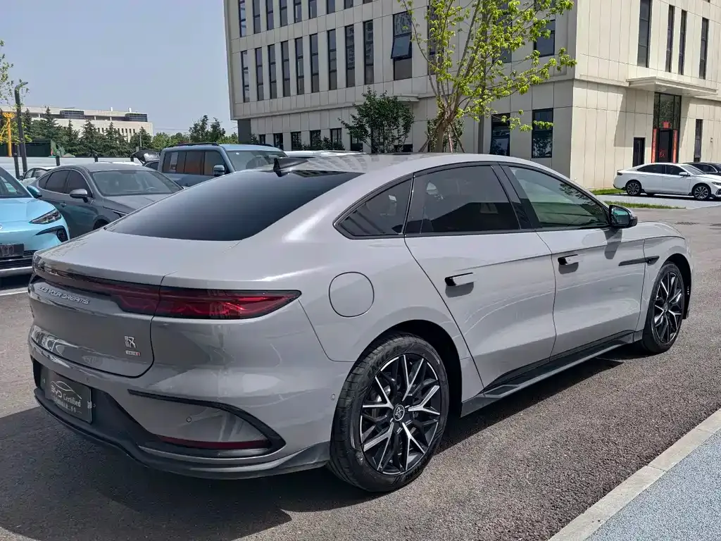 BYD Han 2025 из CN, фото 10