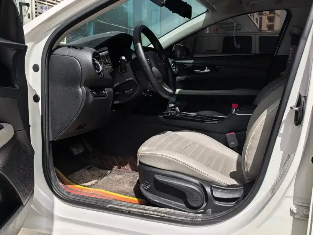 Kia K3 2023 из CN, фото 7