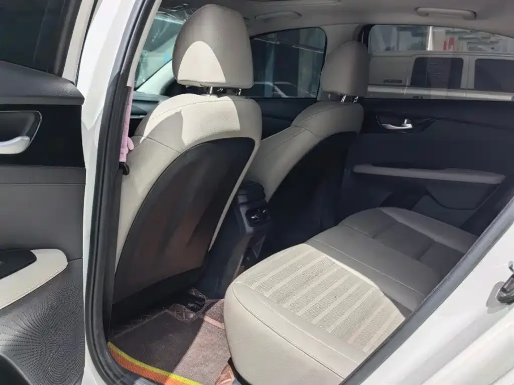Kia K3 2023 из CN, фото 4