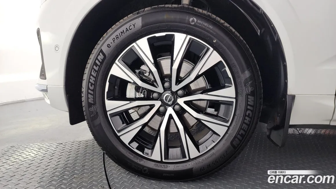 Volvo XC60 2025 из KR, фото 6