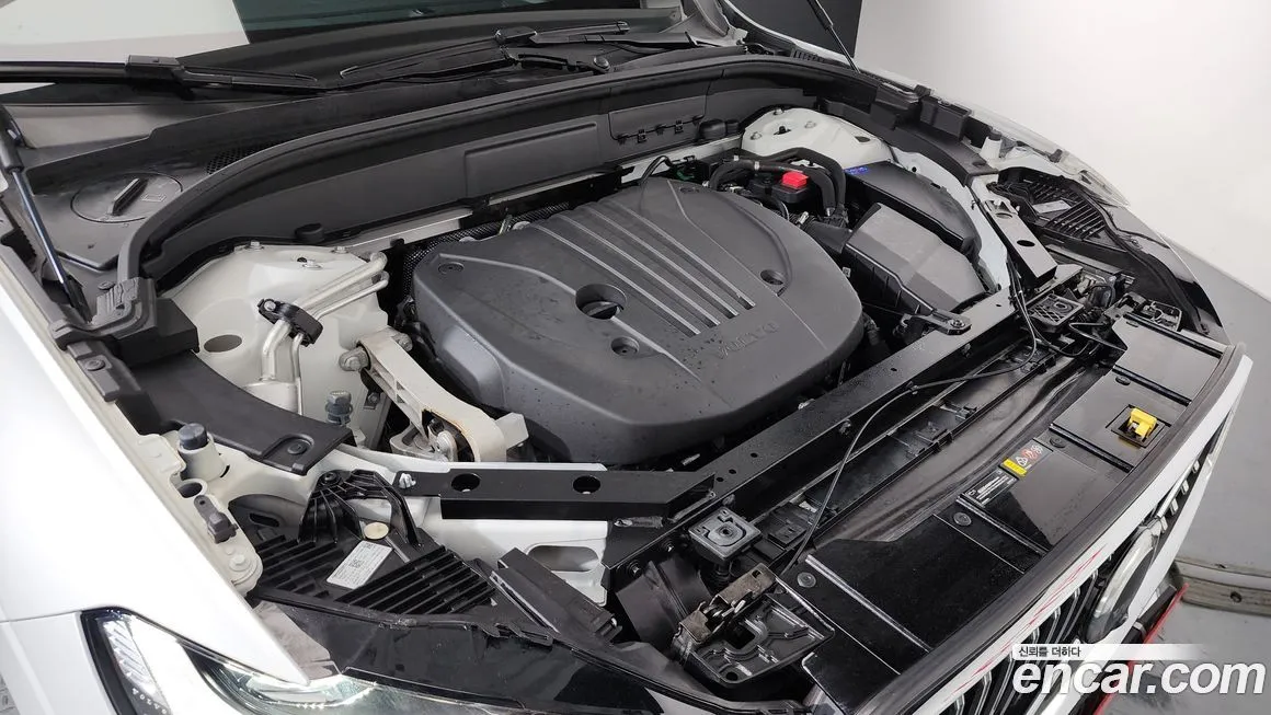 Volvo XC60 2025 из KR, фото 4